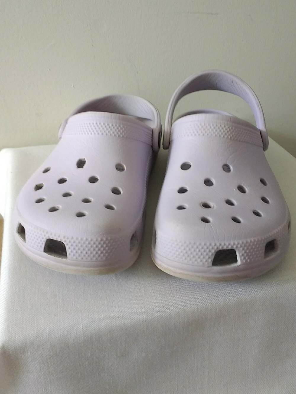 Crocs Lilac Classic Clog Size 6